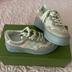 Gucci Women's Sneakers - Pink and Cream